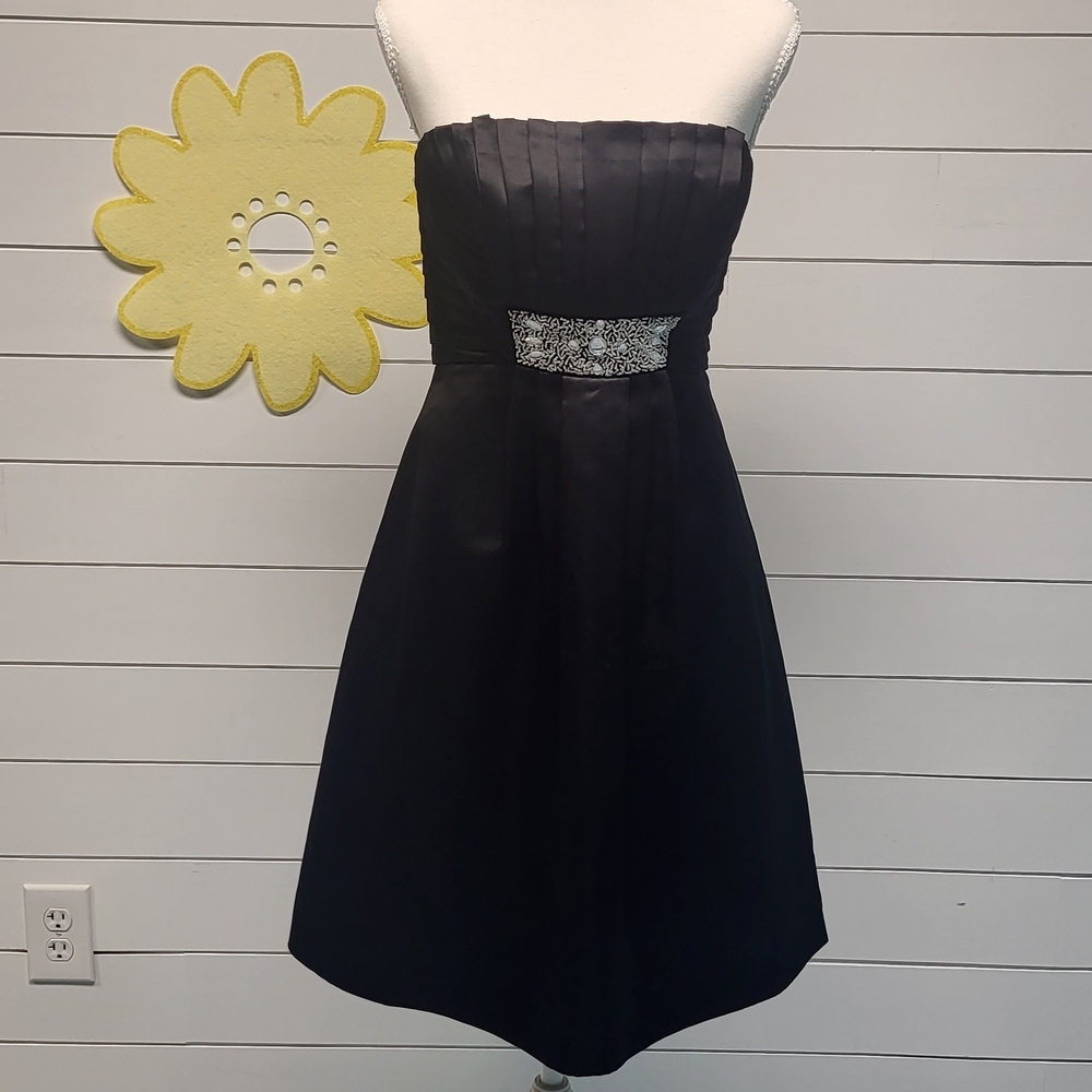 Calvin Klein Black Strapless Pleated Formal Dress Sz.4